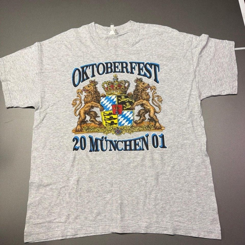 Vintage Fruit of the Loom Label - OCTOBERFEST - MUNCHEN‎ (XL) Shirt